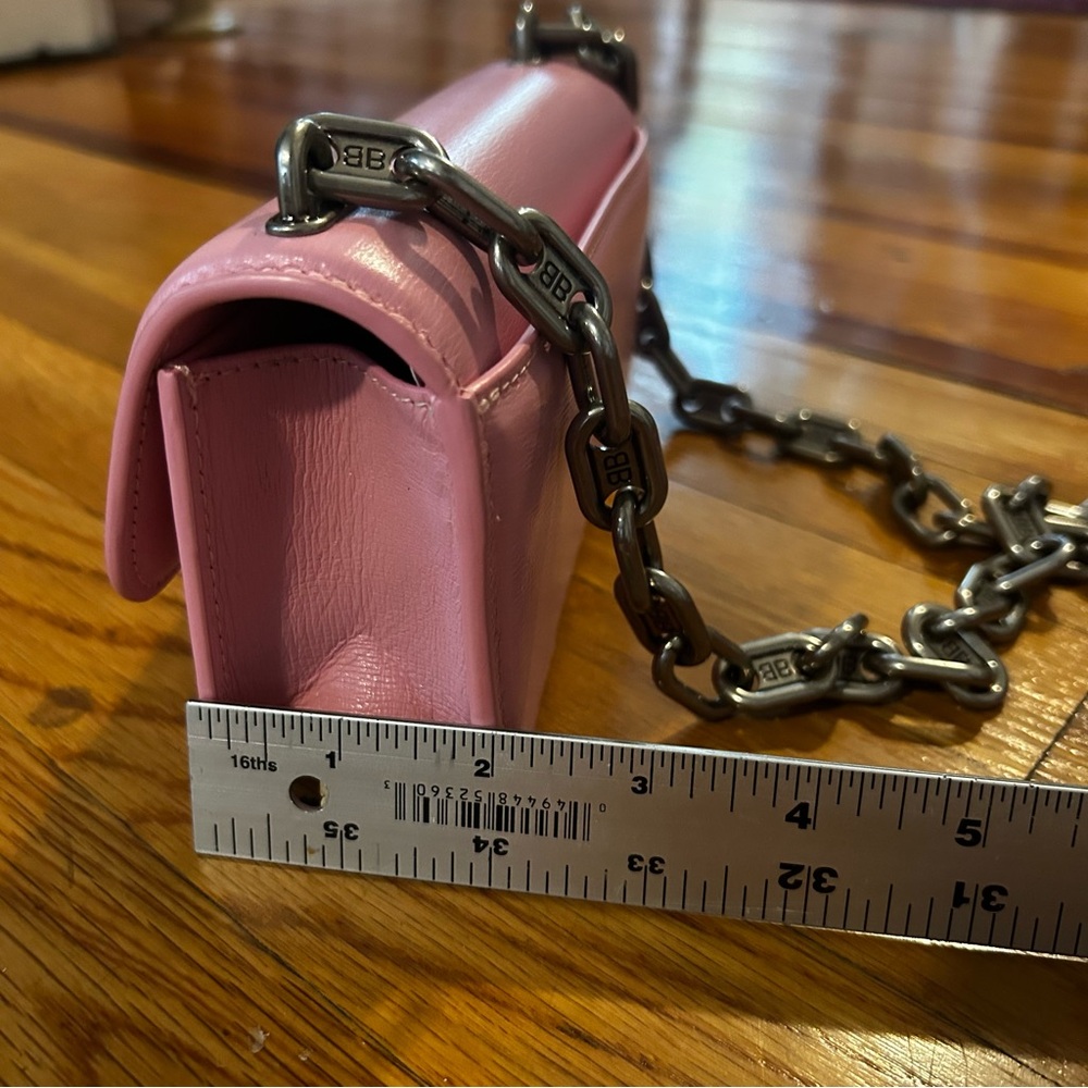 Gorgeous Pink mini Balenciaga Shoulder Bag. - Picture 7 of 14